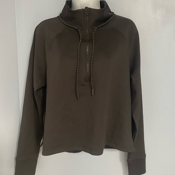 Avia Tops - New with tags crop top long sleeve. Size small Avia brand, black